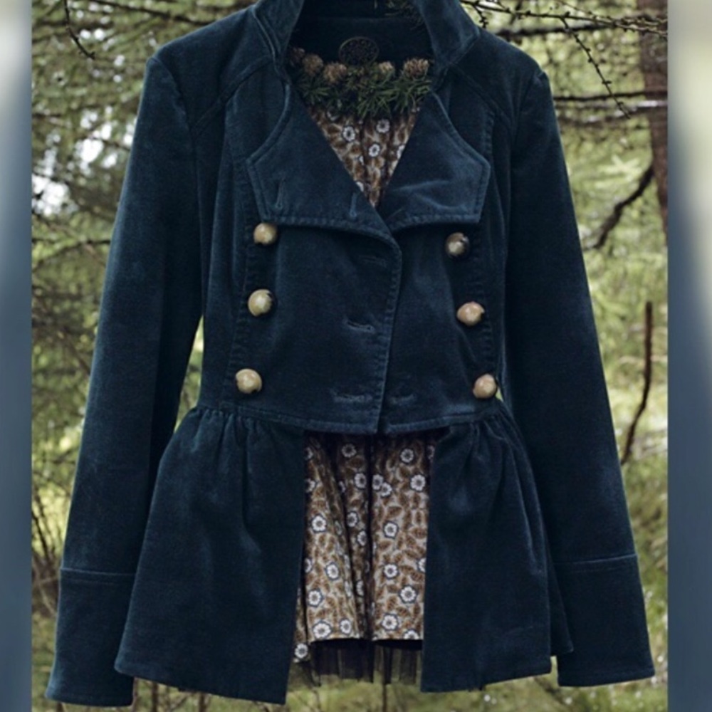 Idra peacoat